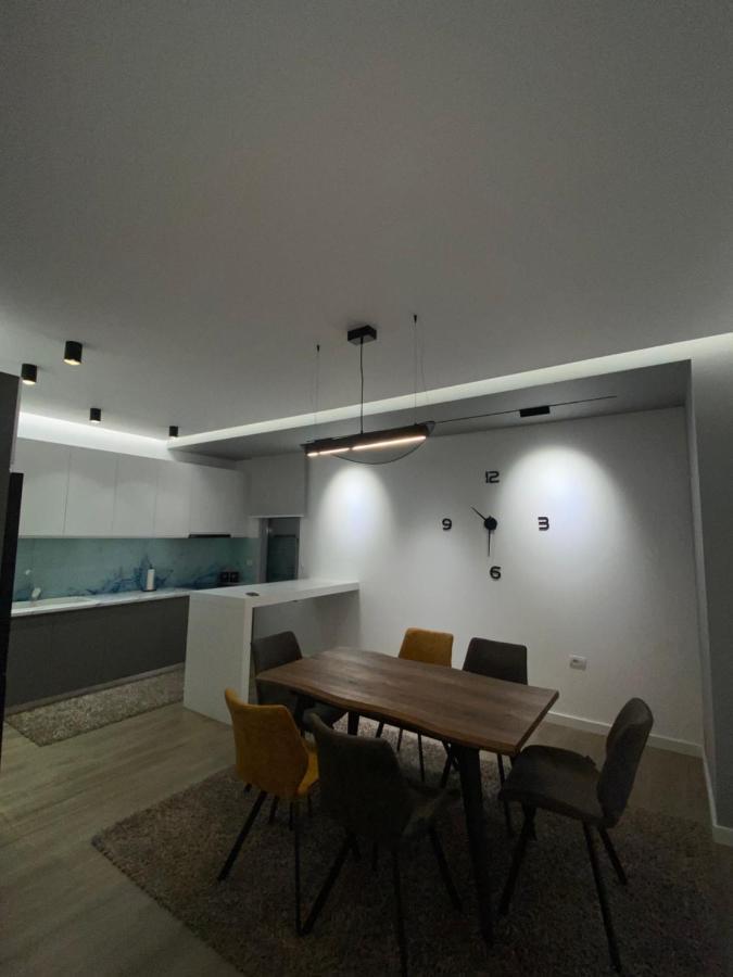 Riar Apartaments Korce Exterior foto